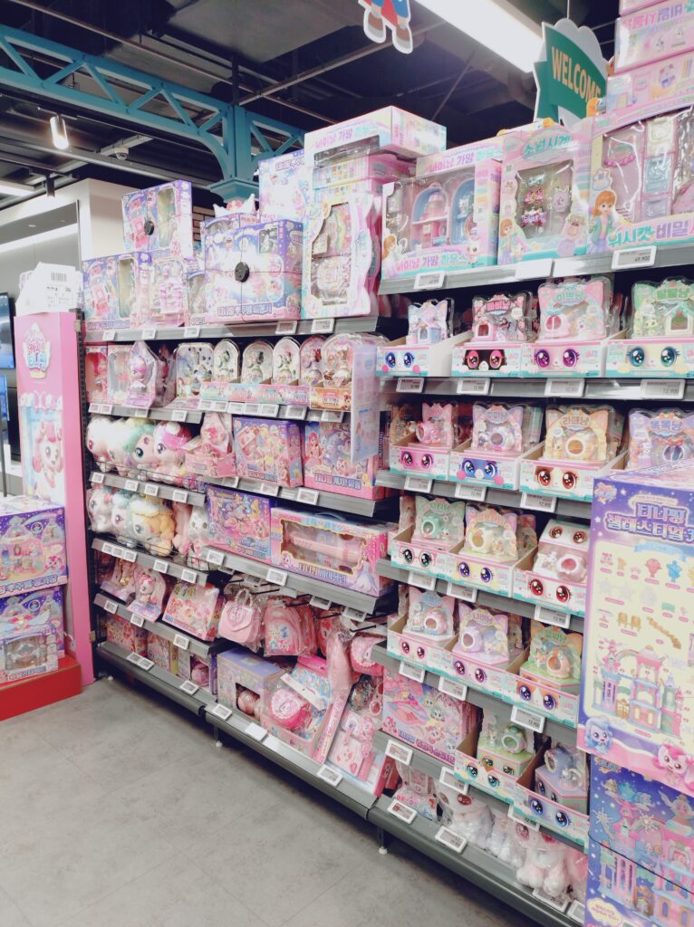 イーマートのティニピングッズ売り場