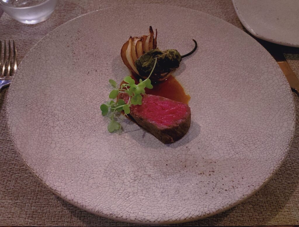 お肉料理(大和牛のロティ)