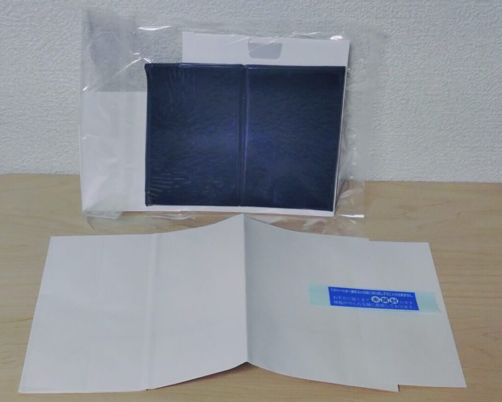 発送キット:発送箱とスポンジなど