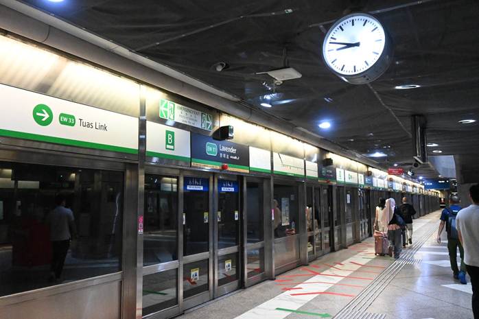 ラベンダー駅 ホーム